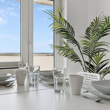 Crew Beds - In For 7 People - 75m2, 3x Bedroom, 7x Single Bed, Free Coffee, Wifi & Parking - 24h Check In #wob03 Daire