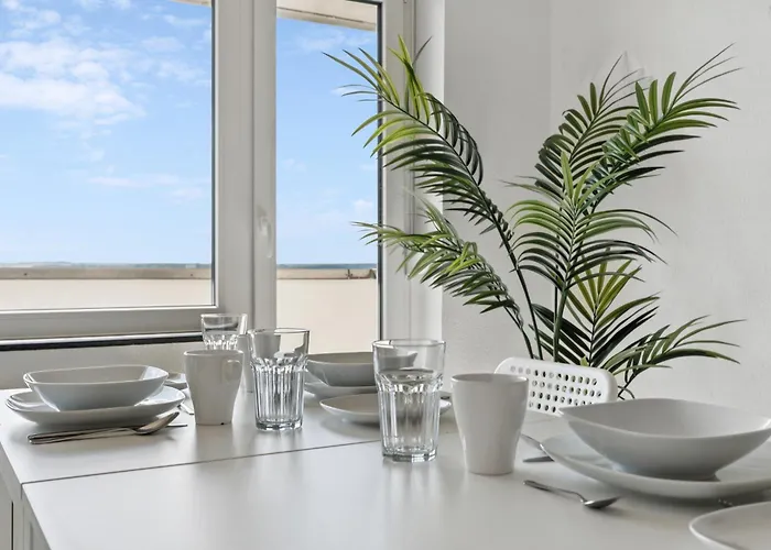 Crew Beds - In For 7 People - 75m2, 3x Bedroom, 7x Single Bed, Free Coffee, Wifi & Parking - 24h Check In #wob03 Daire